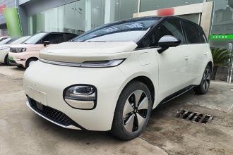 宝骏云朵 2023款 460 Max