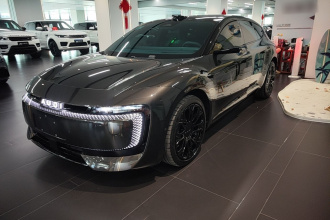 奥迪AUDI 奥迪E5 Sportback 2026款 旗舰quattro型