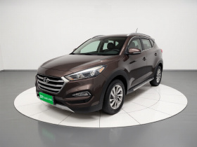 现代 途胜 2015款 1.6T 双离合两驱智能型