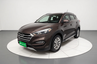 现代 途胜 2015款 1.6T 双离合两驱智能型