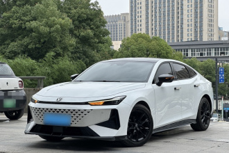 长安UNI-V 2024款 1.5T 尊贵型