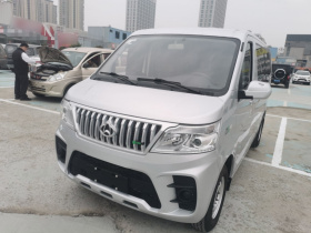 长安凯程 长安睿行M60 2023款 1.6L CNG舒适型客车6座