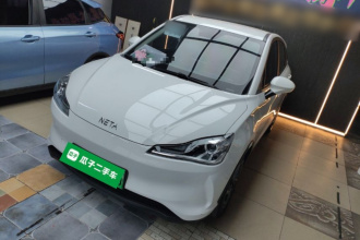 哪吒汽车 哪吒V 2022款 潮 300 Lite 磷酸铁锂