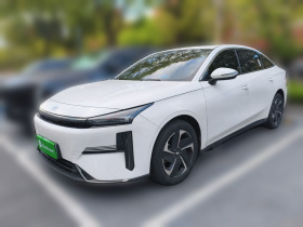 吉利银河 银河L6 2023款 60km PLUS