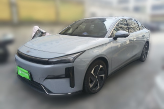 吉利银河 银河L6 2024款 125km PLUS 龙腾版