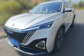 东风风神 皓瀚 2023款 DH-i 1.5T 豪华版