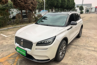 林肯 冒险家 2021款 2.0T 两驱尊享版