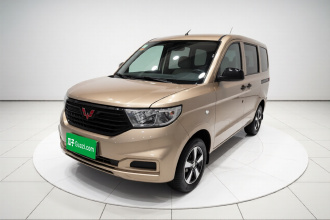 五菱汽车 五菱宏光V 2022款 1.5L劲取版电动助力LAR