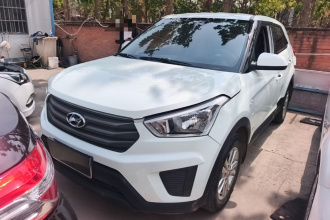 北京现代ix25 2015款 1.6L 手动两驱时尚型GS