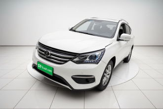 比亚迪 宋 2018款 1.5TI 手动智联进享型