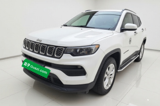 Jeep 指南者 2021款 220T 自动精英版