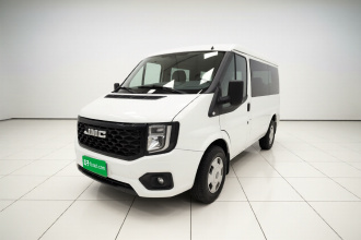 江铃福顺 2023款 2.0T 手动短轴中顶商运型多功能乘用车5座