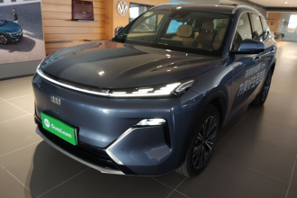 吉利银河 银河星舰7 EM-i 2025款 120km 领航版