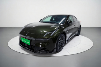 领克10 EM-P 2025款 240四驱Ultra运动版