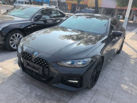 宝马4系 2023款 425i M运动曜夜套装