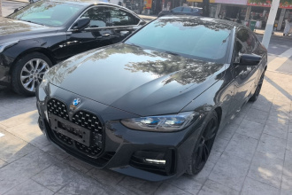 宝马4系 2023款 425i M运动曜夜套装