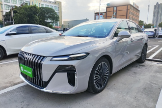 荣威M7 DMH 2025款 160km臻享版
