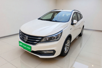 宝骏310W 2017款 1.5L 手动时尚型 国V