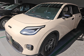 埃安 AION UT 2025款 330星耀版