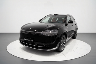 鸿蒙智行 问界M9 2024款 增程 Ultra版 42kWh 6座版