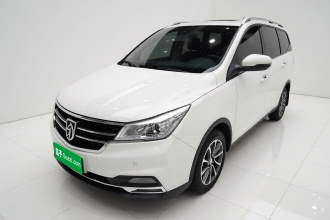 宝骏730 2019款 1.5T CVT旗舰型 7座 国V