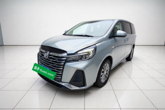 别克GL8 2023款 陆上公务舱 尊贵型