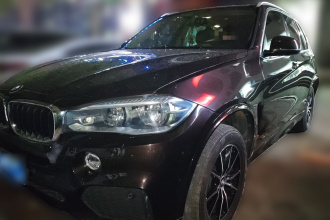 宝马X5（平行进口）  xDrive35i 尊享型