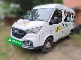 江铃 特顺 2019款 2.8T商运型短轴中顶6座国VI JX493