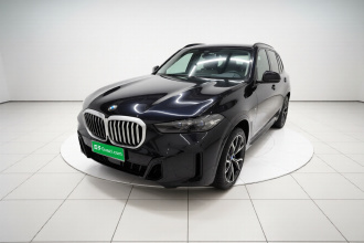 宝马X5 2023款 xDrive 30Li 尊享型M运动曜夜套装