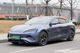 比亚迪 海豹 2022款 700km 长续航后驱版