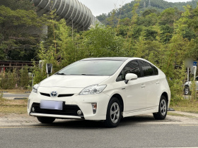 丰田 普锐斯 2012款 1.8L 豪华先进版