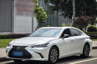 雷克萨斯ES 2022款 200 卓越版