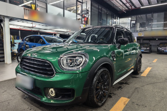 MINI Countryman 2019款 1.5T COOPER ALL4 艺术家周末旅行版