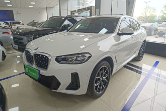 宝马X4 2022款 xDrive 25i M运动套装