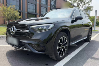 奔驰GLC 2023款 改款 GLC 260 L 4MATIC 豪华型 5座