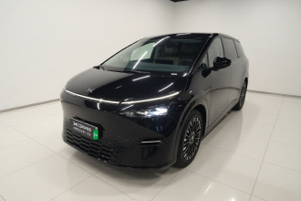 小鹏X9 2025款 纯电 740超长续航 Max