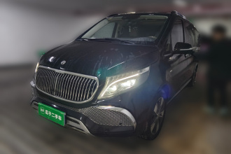 奔驰V级 2022款 V 260 L 长轴距尊贵版