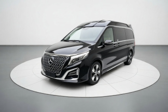 奔驰V级 2022款 V 260 L 长轴距尊贵版
