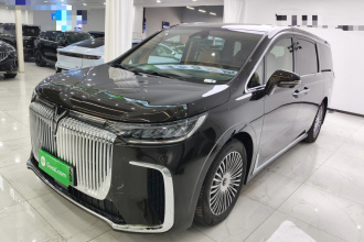 岚图汽车 岚图梦想家 2025款 PHEV 四驱旗舰鲲鹏版