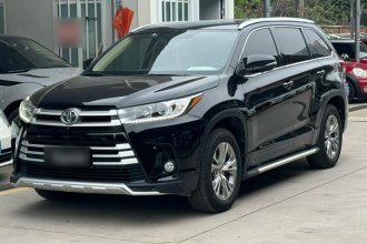 丰田 汉兰达 2021款 2.0T 两驱精英版 5座