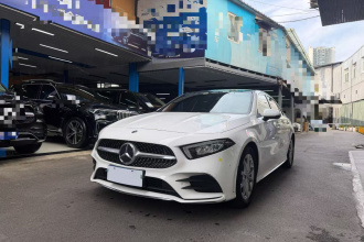 奔驰A级 2019款 A 200 L 运动轿车