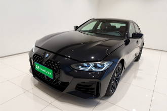宝马4系 2022款 425i Gran Coupe M运动曜夜套装