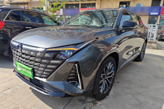 长安UNI-Z新能源 2025款 智慧新蓝鲸 125km 战舰+