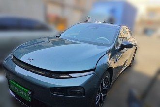 小鹏P7 2023款 P7i 610 鹏翼性能版