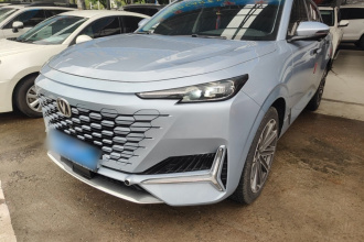 长安UNI-K 2021款 2.0T 全轮驱动尊贵型