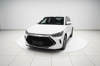 比亚迪 宋PLUS新能源 2021款 DM-i 51KM 尊荣型