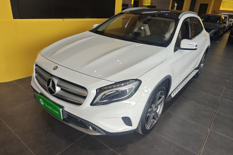 奔驰GLA 2016款 GLA 220 4MATIC 豪华型