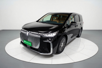 岚图汽车 岚图梦想家 2025款 PHEV 四驱旗舰鲲鹏版