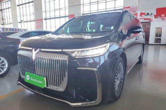岚图汽车 岚图梦想家 2025款 PHEV 四驱尊贵鲲鹏版