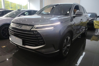 比亚迪 护卫舰07 2024款 荣耀版 DM-i 205KM 旗舰型
